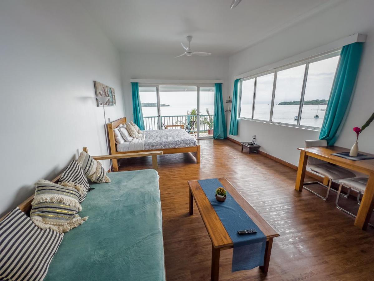 Chango'S Apartments Bocas del Toro Exterior photo