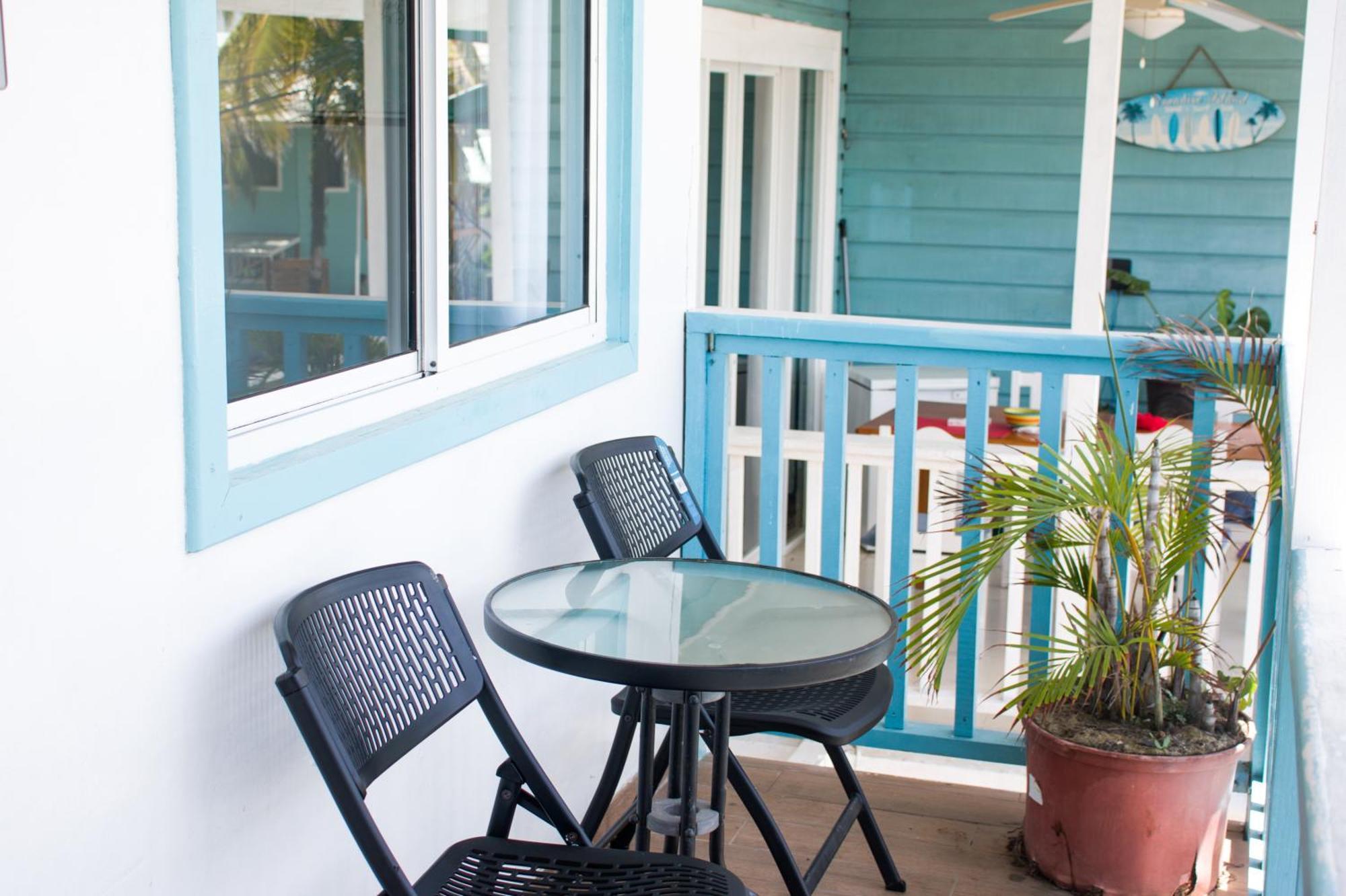 Chango'S Apartments Bocas del Toro Exterior photo